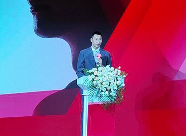 《强哲》将于10月在韩国 刘亚仁有望出演《思悼》 搭档宋康昊演皇室父子 2014-05-02 据韩媒消息,韩国年轻男演员刘亚仁有望加盟李浚益导演最新的古装大片《思悼》,搭档宋康昊演父子。